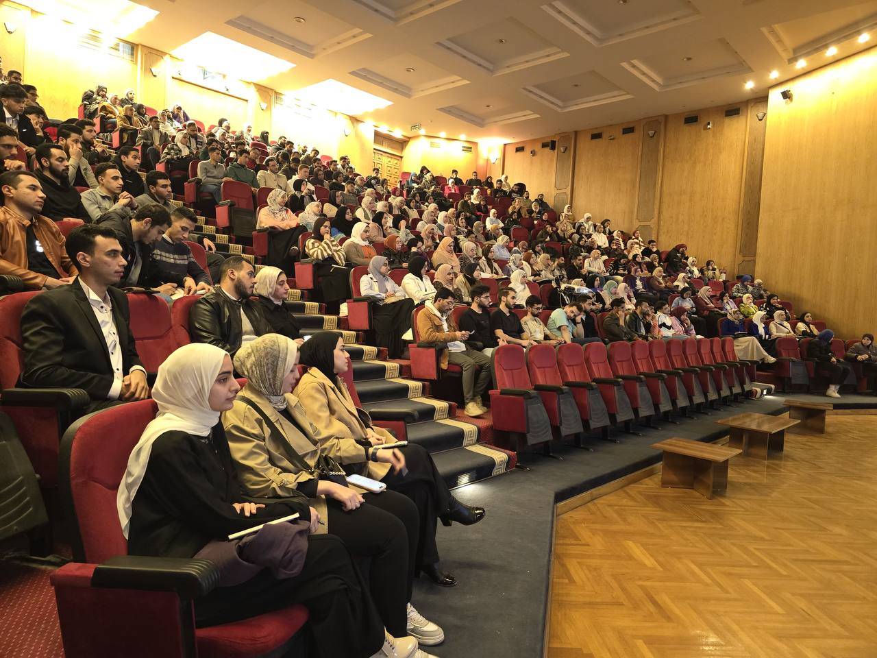 Dental Congresses and Professional Gatherings Professional Dental Congresses - International Speakers and Latest Research